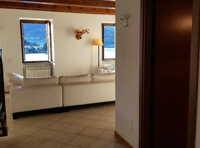 Casa Isola *