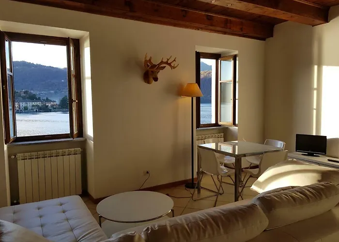 Casa Isola *